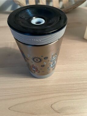 Contigo Gold Kids Travel Mug with Robot Graphics